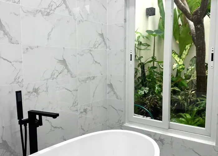 Venice Serenity Апартаменты Фантхьет
